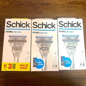 Schick hydro dry skin razor bundle